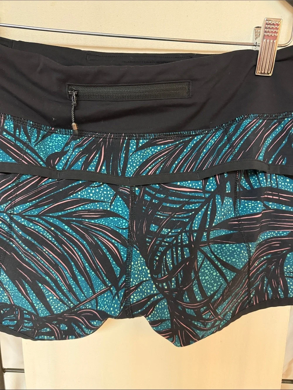 Lululemon run shorts